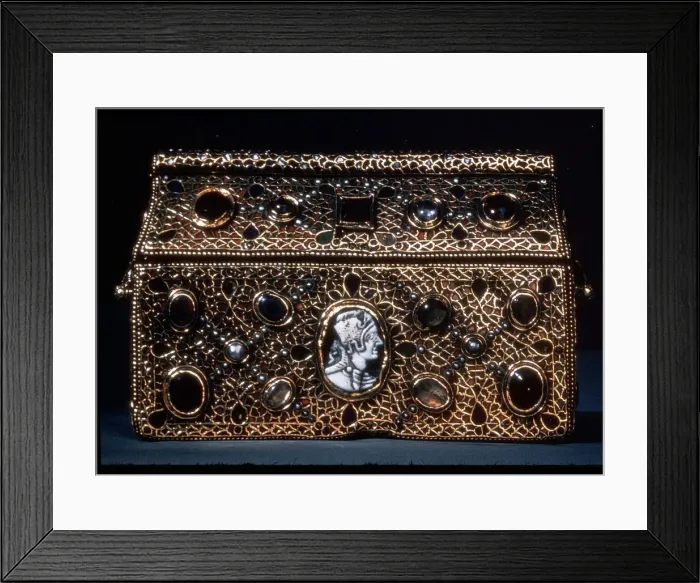Framed Print : 2686914 Framed Print : 2686914