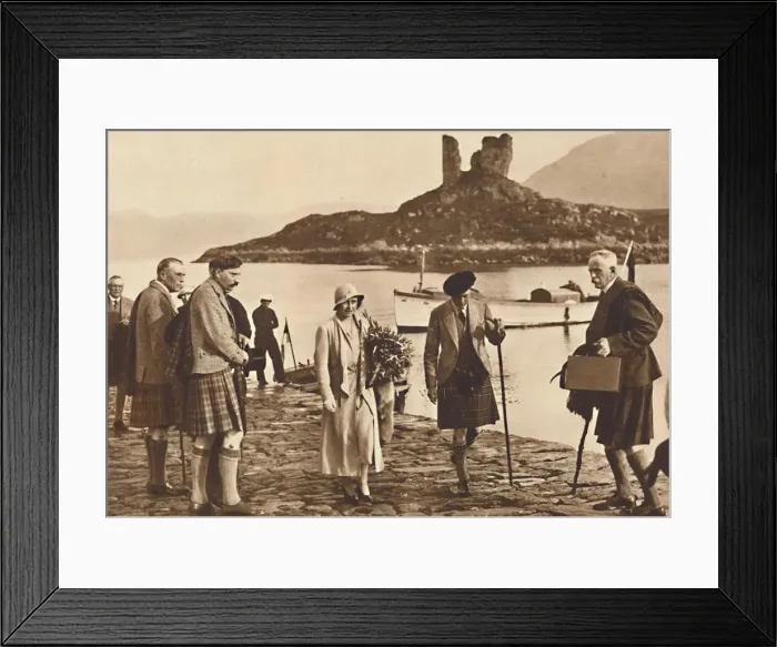 Framed Print : Over the Sea to Skye - landing in Skye from the yacht Golden Hind, 1933 (1937) Framed Print : Over the Sea to Skye - landing in Skye from the yacht Golden Hind, 1933 (1937)