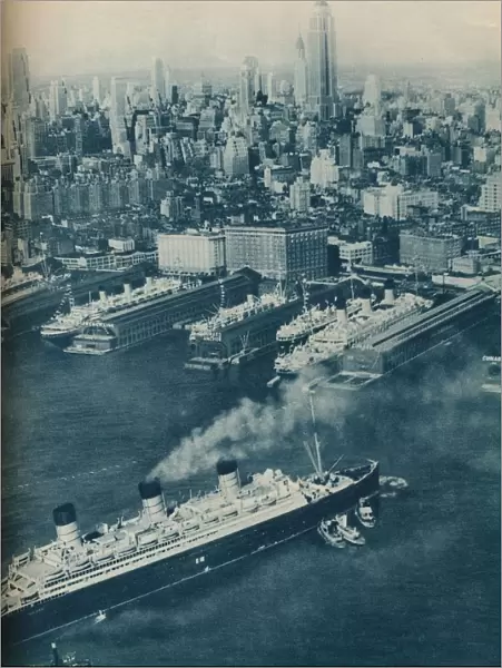 Cunard White Star liner Berengaria, approaching Cunard pier, 1936