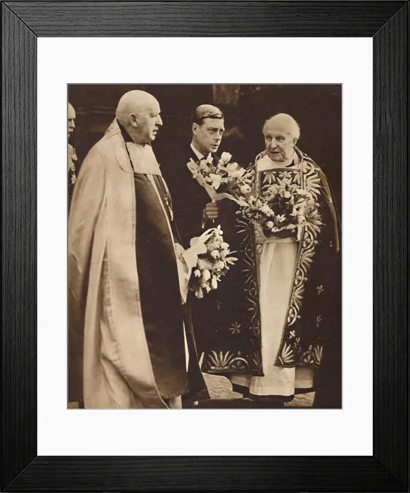 Framed Print : Maundy Money Gifts, 1936 (1937) Framed Print : Maundy Money Gifts, 1936 (1937)