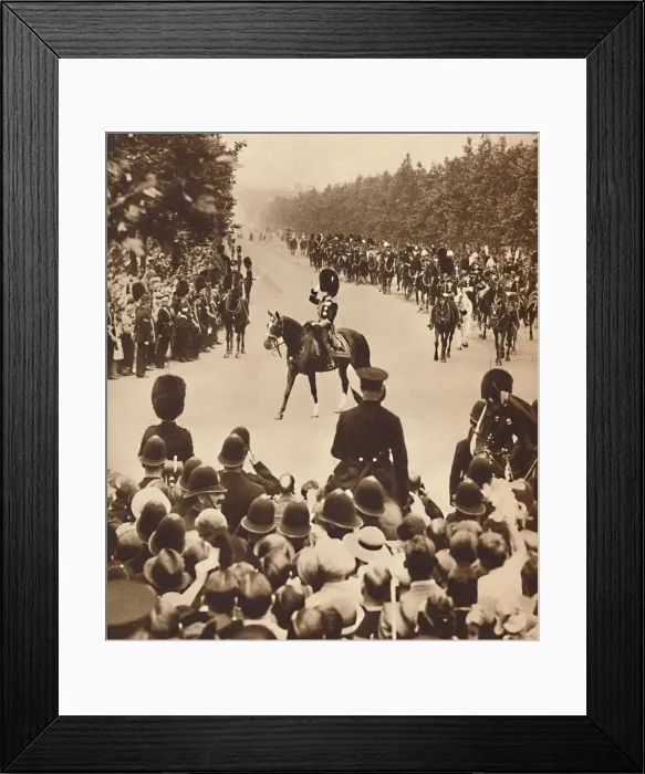 Framed Print : Trooping the Colour Pageantry, 1937 Framed Print : Trooping the Colour Pageantry, 1937