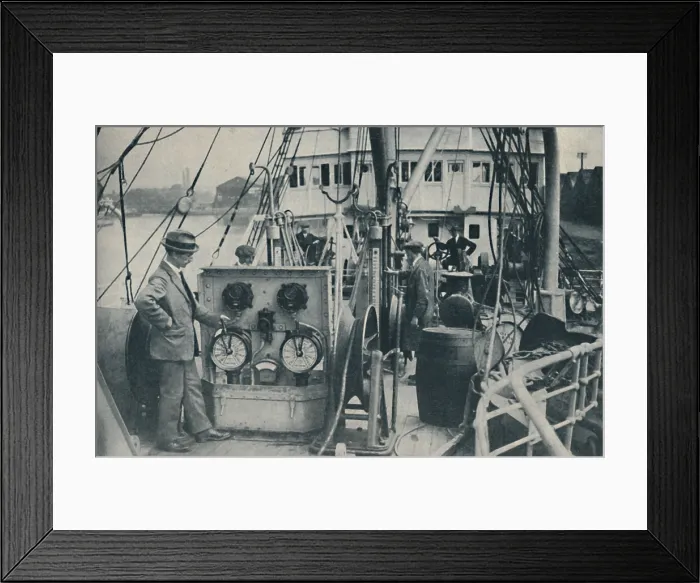 Framed Print : Laying the Lines That Bridge The Seven Seas, c1935. Creator: Siemens Brothers and Company Limited. Laying the Lines That Bridge The Seven Seas, c1935 Framed Print : Laying the Lines That Bridge The Seven Seas, c1935. Creator: Siemens Brothers and Company Limited. Laying the Lines That Bridge The Seven Seas, c1935