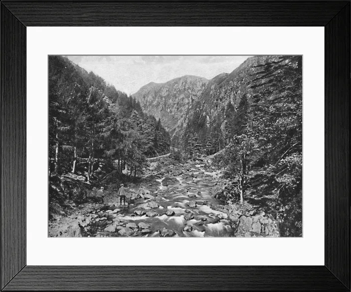 Framed Print : The Pass of Aberglaslyn, North Wales, c1896. Artist: I Slater Framed Print : The Pass of Aberglaslyn, North Wales, c1896. Artist: I Slater
