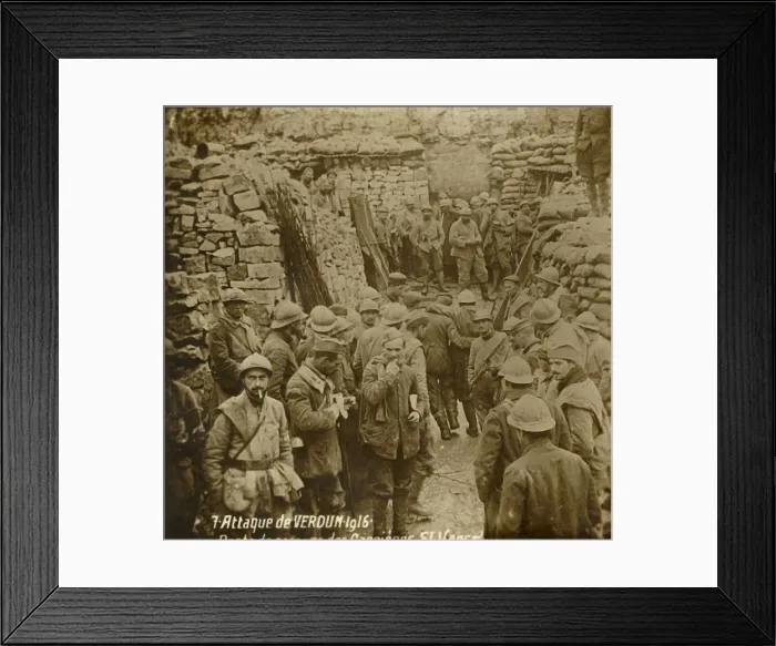 Framed Print : First aid post in quarry, Saint-Vst, attack of Verdun, northern France, 1916 Framed Print : First aid post in quarry, Saint-Vst, attack of Verdun, northern France, 1916