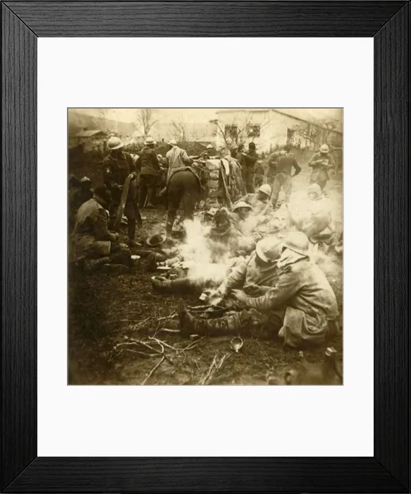 Framed Print : Infantrymen at makeshift kitchen, Cussy farm, Craonne, northern France, c1914-c1918 Framed Print : Infantrymen at makeshift kitchen, Cussy farm, Craonne, northern France, c1914-c1918