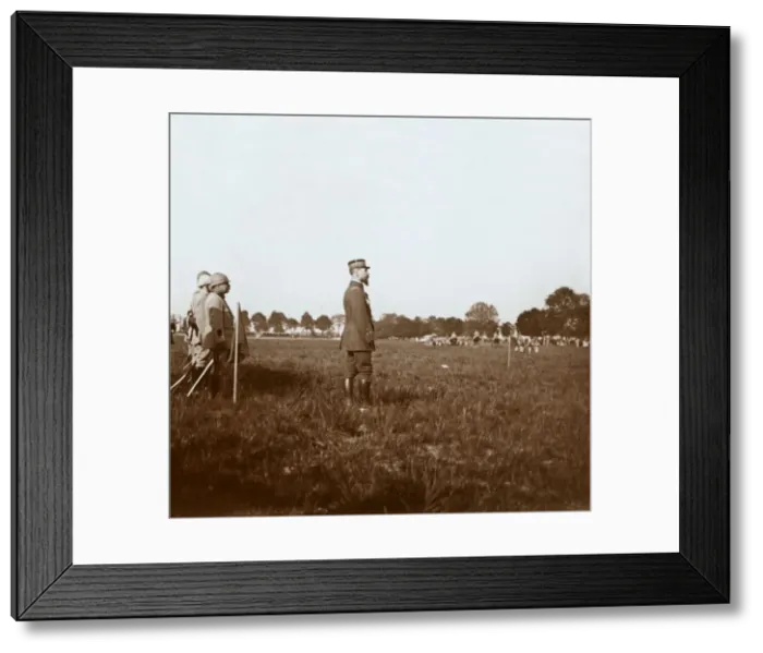 Framed Print : General Henri Gouraud, Chalons, Marne, northern France, c1914-c1918 Framed Print : General Henri Gouraud, Chalons, Marne, northern France, c1914-c1918