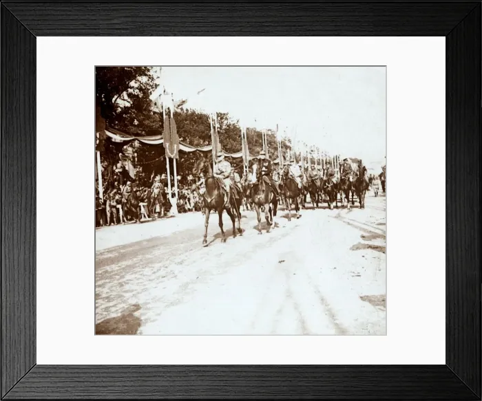 Framed Print : Victory parade, Paris, France, c1918-c1919 Framed Print : Victory parade, Paris, France, c1918-c1919