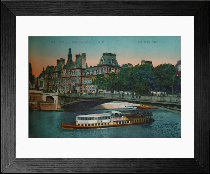 Framed Print : The Hotel de Ville, Paris, c1920 Framed Print : The Hotel de Ville, Paris, c1920