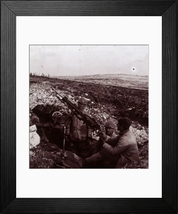 Framed Print : Machine guns, Mount Kemmel, Flanders, Belgium, c1914-c1918 Framed Print : Machine guns, Mount Kemmel, Flanders, Belgium, c1914-c1918
