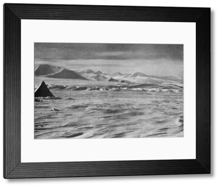 Framed Print : Pressure on the Beardmore Below the Cloudmaker Mountain, c1911, (1913). Artist Framed Print : Pressure on the Beardmore Below the Cloudmaker Mountain, c1911, (1913). Artist