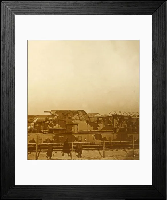 Framed Print : Armoured train, c1914-c1918 Framed Print : Armoured train, c1914-c1918