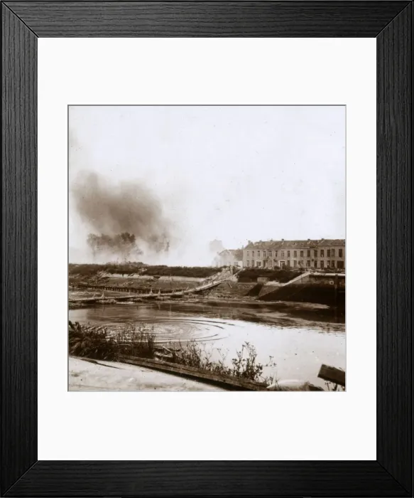 Framed Print : Explosion, Nieuwpoort, Flanders, Belgium, c1914-c1918 Framed Print : Explosion, Nieuwpoort, Flanders, Belgium, c1914-c1918