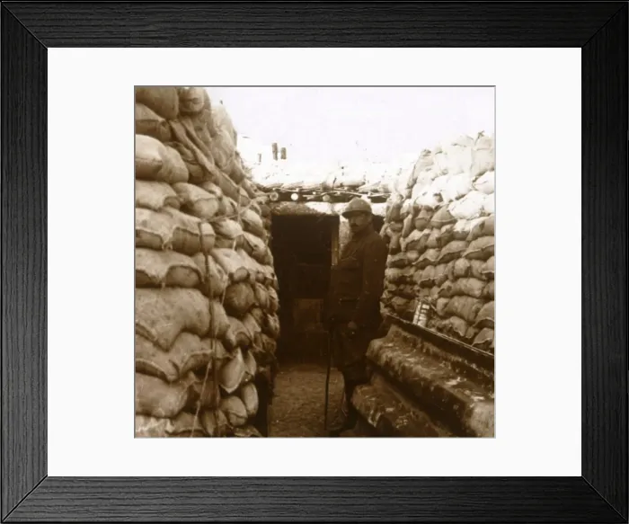 Framed Print : Trenches in Champagne, northern France, c1914-c1918 Framed Print : Trenches in Champagne, northern France, c1914-c1918