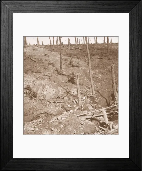 Framed Print : First-aid post, Verdun, northern France, c1914-c1918 Framed Print : First-aid post, Verdun, northern France, c1914-c1918
