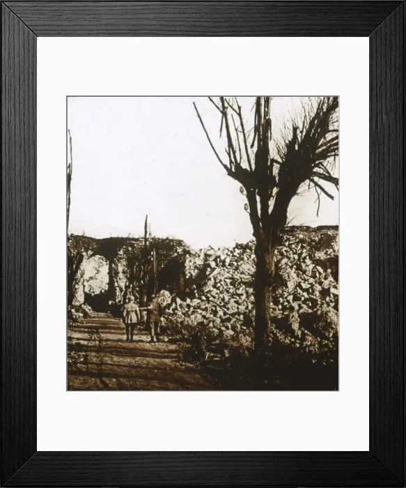 Framed Print : Coucy-le-Chateau, France, c1914-c1918 Framed Print : Coucy-le-Chateau, France, c1914-c1918
