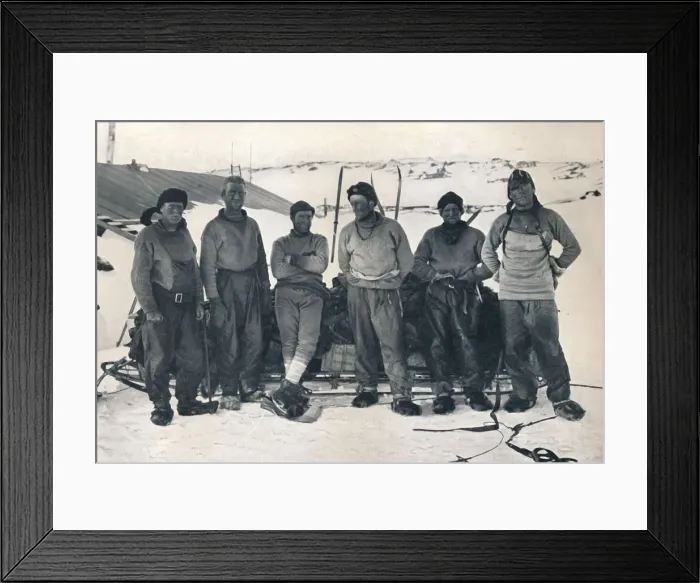 Framed Print : Lieut. Campbells Party on their Return to Cape Evans, 7 November 1912, (1913) Framed Print : Lieut. Campbells Party on their Return to Cape Evans, 7 November 1912, (1913)