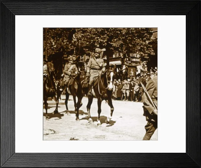 Framed Print : Italian officers during victory parade, 1918 Framed Print : Italian officers during victory parade, 1918