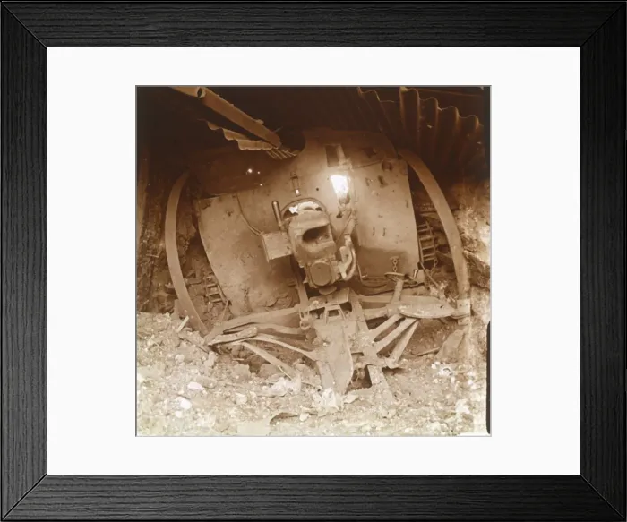 Framed Print : Heavy artillery, Somme, northern France, 1916 Framed Print : Heavy artillery, Somme, northern France, 1916