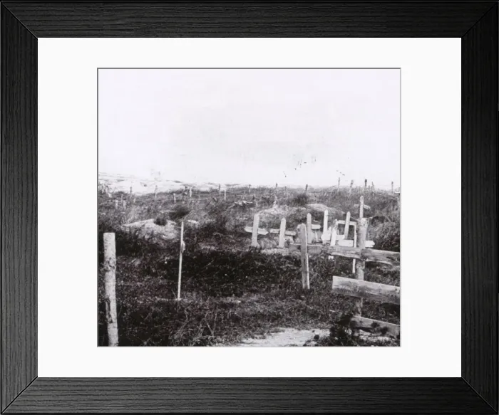 Framed Print : Graves, Massiges, northern France, c1914-c1918 Framed Print : Graves, Massiges, northern France, c1914-c1918