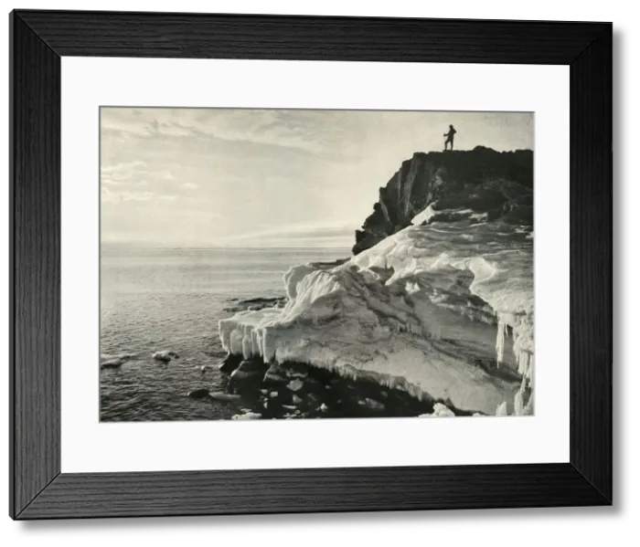 Framed Print : Cape Royds, Looking North, c1910-1913, (1913). Artist: Herbert Ponting Framed Print : Cape Royds, Looking North, c1910-1913, (1913). Artist: Herbert Ponting