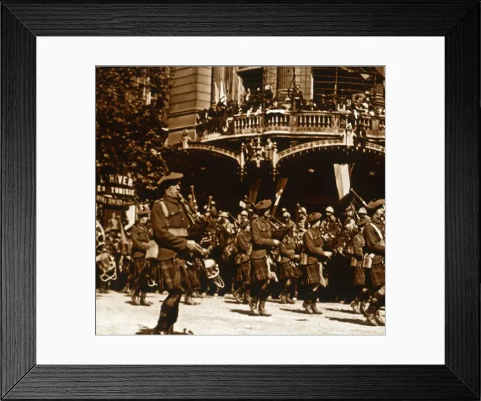 Framed Print : Scottish soldiers, 14 July 1919 Framed Print : Scottish soldiers, 14 July 1919