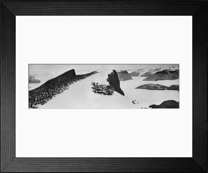 Framed Print : The Top of Mount Suess, Looking South, c1911, (1913). Artist: Herbert Ponting Framed Print : The Top of Mount Suess, Looking South, c1911, (1913). Artist: Herbert Ponting