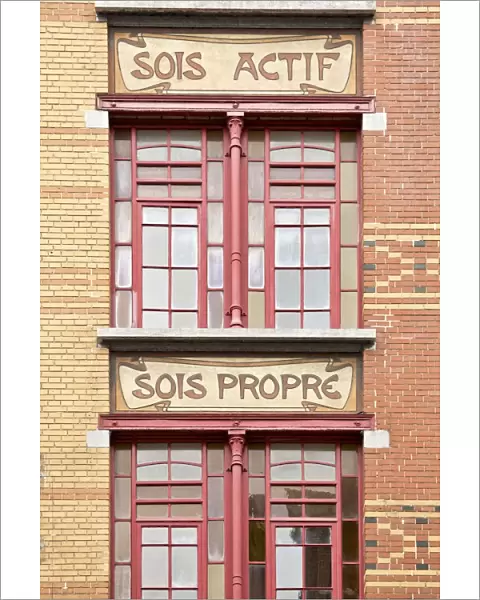 Foyer Schaerbeek, 53-59 Rue Victor Hugo, Brussels, Belgium, (1909) c2014-2017. Artist