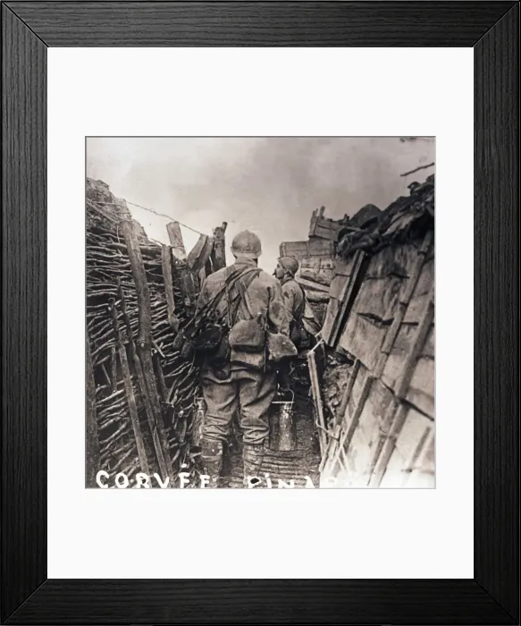 Framed Print : French soldiers on cooking duty in a trench, c1914-c1918 Framed Print : French soldiers on cooking duty in a trench, c1914-c1918
