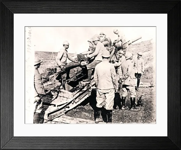 Framed Print : Loading shell into 155 mm gun, c1914-c1918 Framed Print : Loading shell into 155 mm gun, c1914-c1918