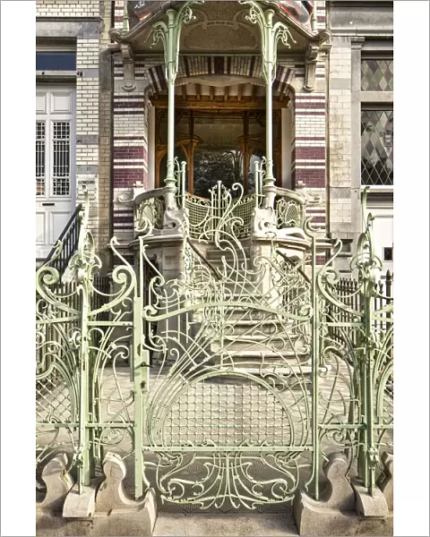 Maison Saint Cyr, 11 Square Ambiorix, (1900), Brussels, Belgium, c2014-2017. Artist