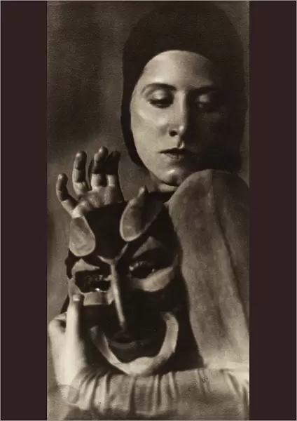 Portrait of the Dancer Hilde Holger (1905-2001), 1925