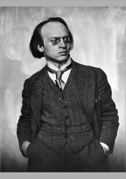 Portrait of the artist and composer Herwarth Walden (1878-1941), 1918