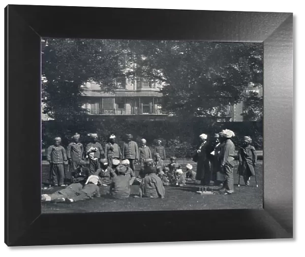 Convalescent Indian Soldiers Playing Quoits on the Eastern Lawns, c1915, (1939)