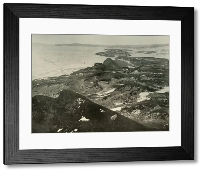 Framed Print : Looking North Towards Cape Royds, c1908, (1909) Framed Print : Looking North Towards Cape Royds, c1908, (1909)