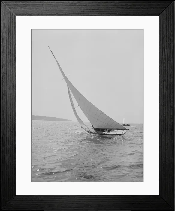 Framed Print : The 6 Metre Vanda sailing close-hauled, 1914. Creator: Kirk & Sons of Cowes Framed Print : The 6 Metre Vanda sailing close-hauled, 1914. Creator: Kirk & Sons of Cowes
