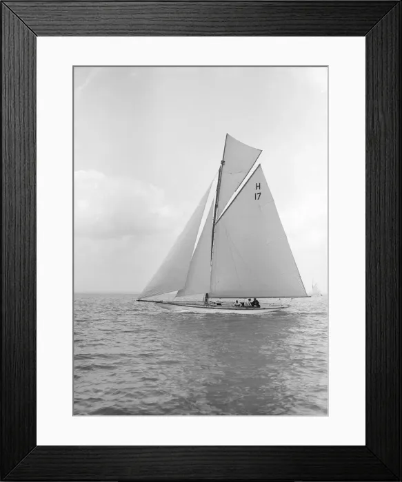Framed Print : The 8 Metre Ierne sailing close-hauled, 1913. Creator: Kirk & Sons of Cowes Framed Print : The 8 Metre Ierne sailing close-hauled, 1913. Creator: Kirk & Sons of Cowes