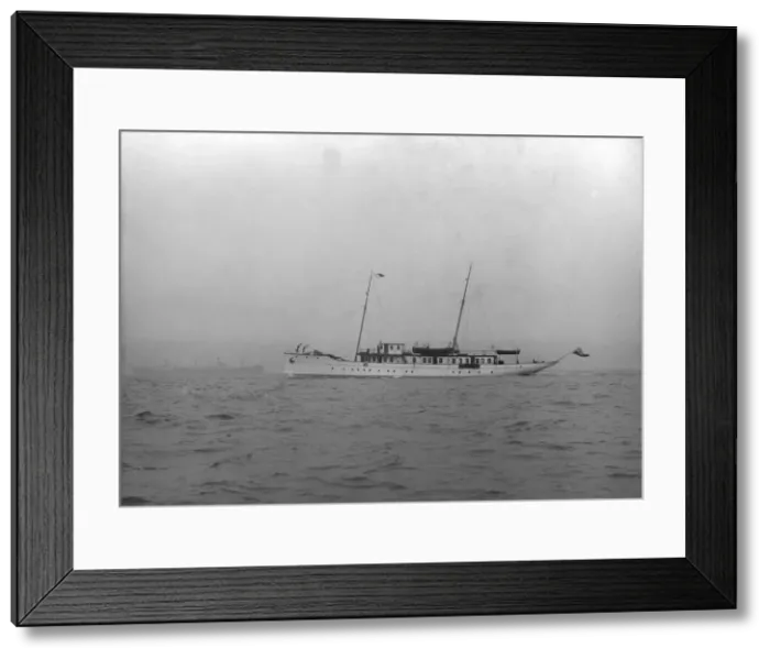 Framed Print : Motor yacht Pioneer, 1915. Creator: Kirk & Sons of Cowes Framed Print : Motor yacht Pioneer, 1915. Creator: Kirk & Sons of Cowes
