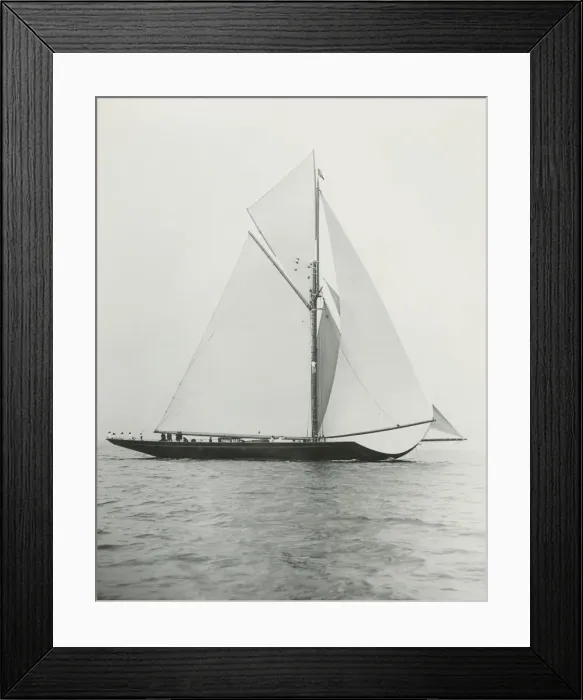 Framed Print : The 221 ton gaff-rigged cutter Britannia sailing under spinnaker Framed Print : The 221 ton gaff-rigged cutter Britannia sailing under spinnaker