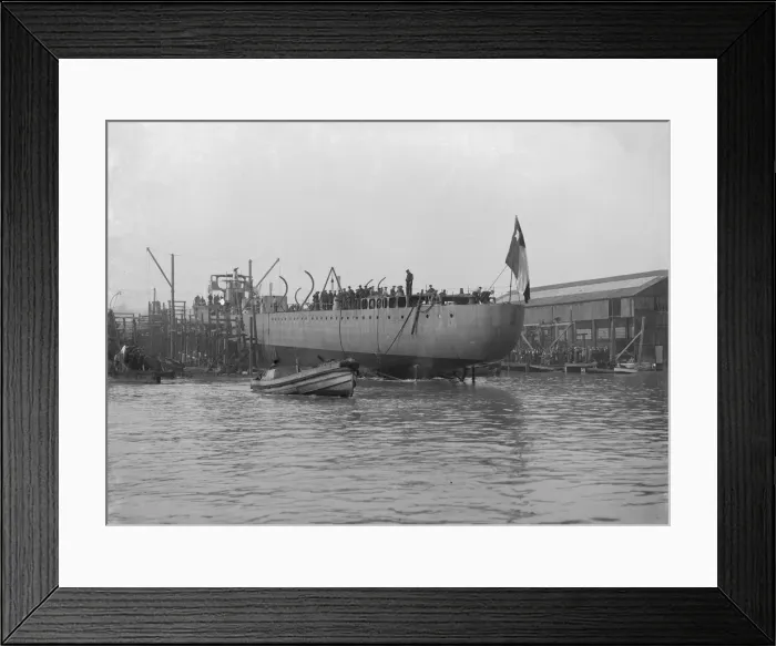 Framed Print : The launch of Almirante Simpson at J. Samuel White shipyard, Cowes, 26th February 1914 Framed Print : The launch of Almirante Simpson at J. Samuel White shipyard, Cowes, 26th February 1914