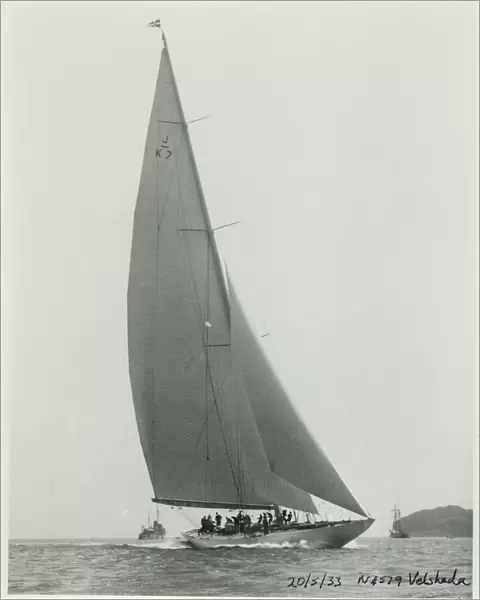 The 205 ton J-class yacht Velsheda sailing close hauled, 1933