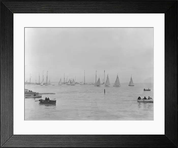 Framed Print : Start of 6 Metre Class boats for the first British-American Cup, 1921 Framed Print : Start of 6 Metre Class boats for the first British-American Cup, 1921