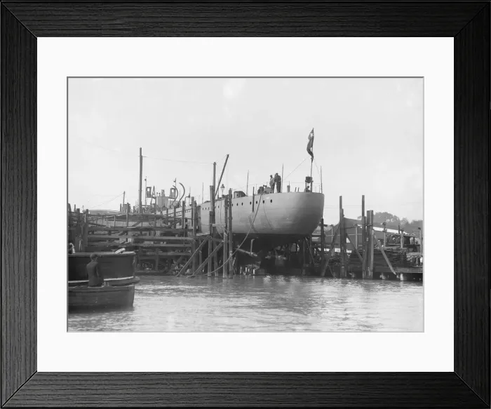 Framed Print : The launch of Chilean destroy Almirante Lynch, 28th September 1912. Creator Framed Print : The launch of Chilean destroy Almirante Lynch, 28th September 1912. Creator