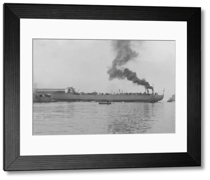 Framed Print : The launch of Almirante Simpson at J. Samuel White shipyard, Cowes, 26th February 1914 Framed Print : The launch of Almirante Simpson at J. Samuel White shipyard, Cowes, 26th February 1914