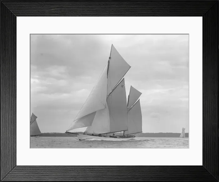 Framed Print : The 118 foot racing yacht Cariad sailing close-hauled, 1911. Creator: Kirk & Sons of Cowes Framed Print : The 118 foot racing yacht Cariad sailing close-hauled, 1911. Creator: Kirk & Sons of Cowes