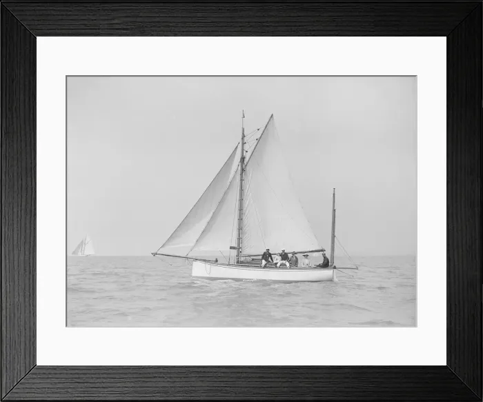 Framed Print : The yawl Heroine under sail, 1913. Creator: Kirk & Sons of Cowes Framed Print : The yawl Heroine under sail, 1913. Creator: Kirk & Sons of Cowes