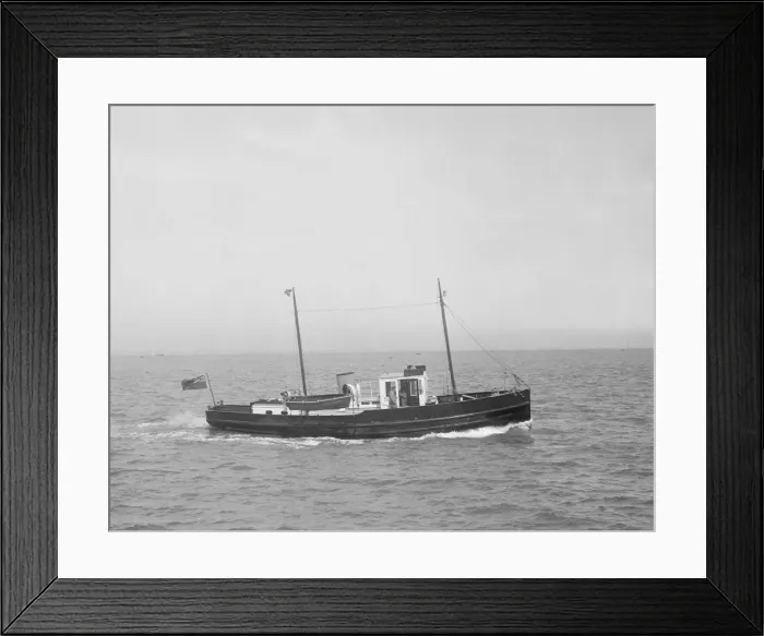 Framed Print : The 30 ton motor yacht Black Pearl, 1936. Creator: Kirk & Sons of Cowes Framed Print : The 30 ton motor yacht Black Pearl, 1936. Creator: Kirk & Sons of Cowes