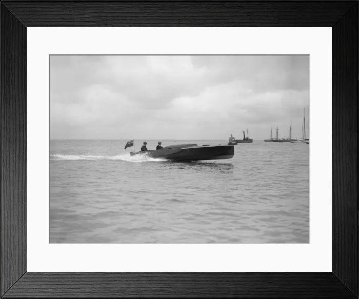 Framed Print : Wolseley hydroplane, 1912. Creator: Kirk & Sons of Cowes Framed Print : Wolseley hydroplane, 1912. Creator: Kirk & Sons of Cowes