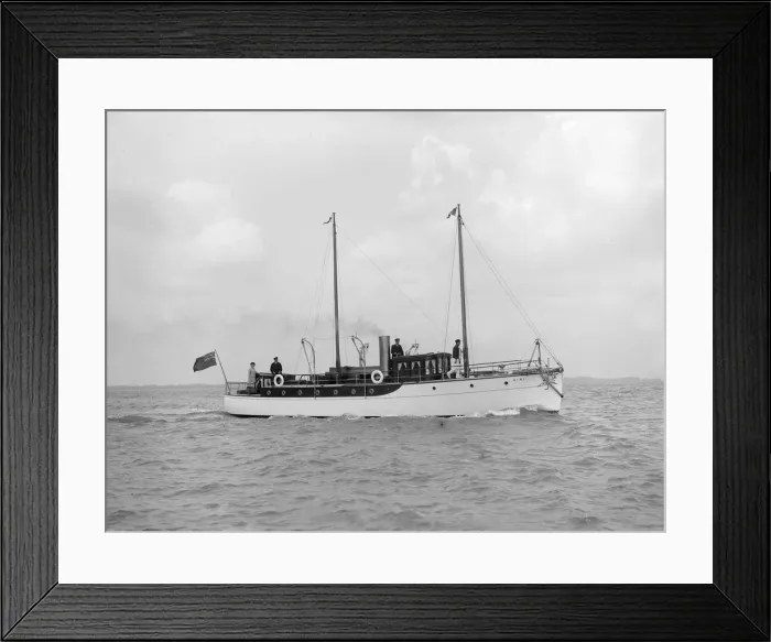 Framed Print : The 23 ton motor yacht Kiwi under way, 1914. Creator: Kirk & Sons of Cowes Framed Print : The 23 ton motor yacht Kiwi under way, 1914. Creator: Kirk & Sons of Cowes