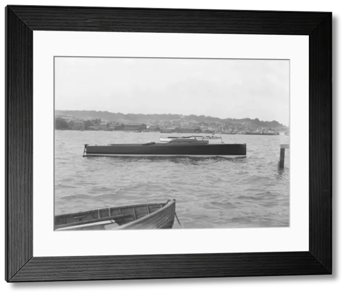 Framed Print : Saunders motor launch, 1914. Creator: Kirk & Sons of Cowes Framed Print : Saunders motor launch, 1914. Creator: Kirk & Sons of Cowes