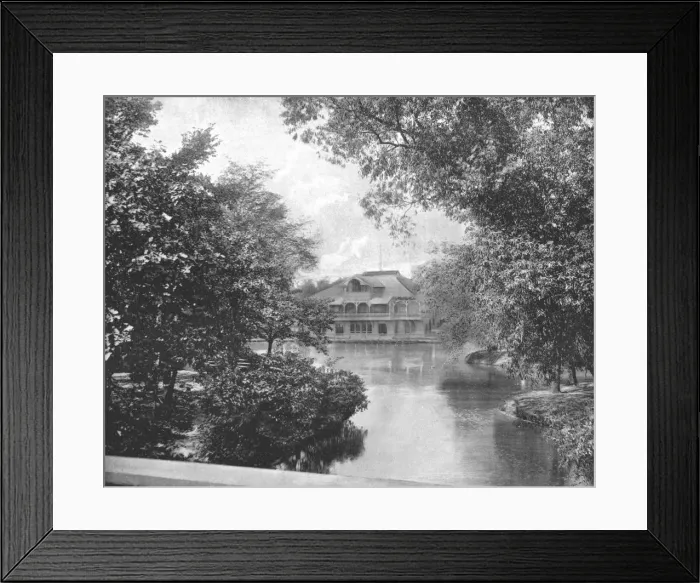 Framed Print : Lincoln Park, Chicago, Illinois, USA, c1900. Creator: Unknown Framed Print : Lincoln Park, Chicago, Illinois, USA, c1900. Creator: Unknown